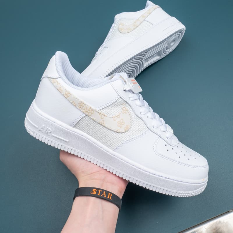 Nike Air Force 1 Low Gold Flower White SNKRS