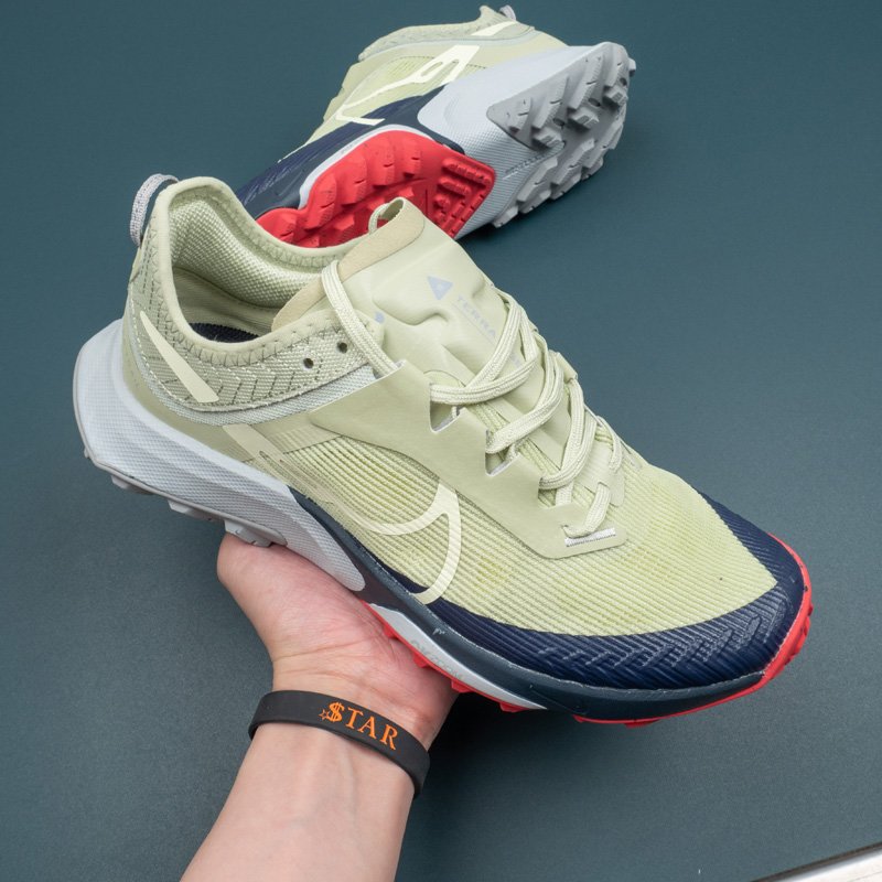 Nike Air Zoom Terra Kiger 8 Olive Aura Mens Trail Running Shoes